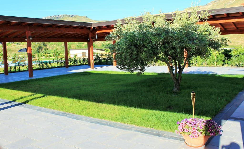 Tenuta Lanza Il Mulino Acquaviva Platani Extérieur photo
