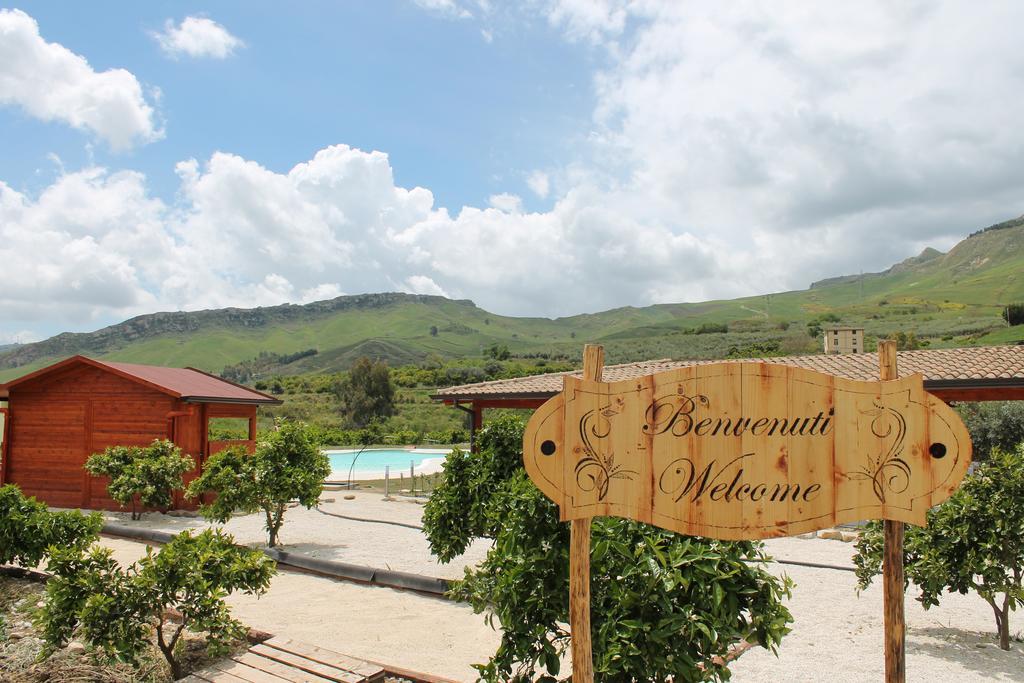 Tenuta Lanza Il Mulino Acquaviva Platani Extérieur photo