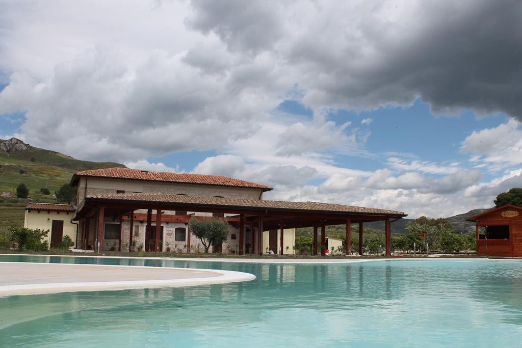 Tenuta Lanza Il Mulino Acquaviva Platani Extérieur photo