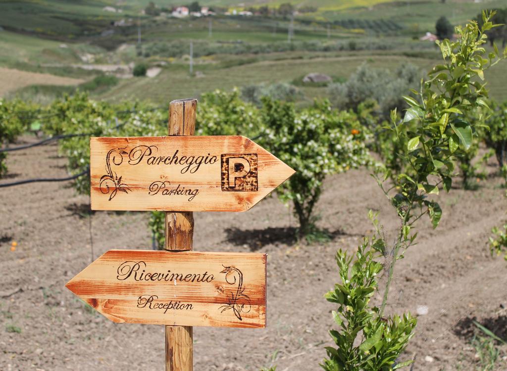 Tenuta Lanza Il Mulino Acquaviva Platani Extérieur photo